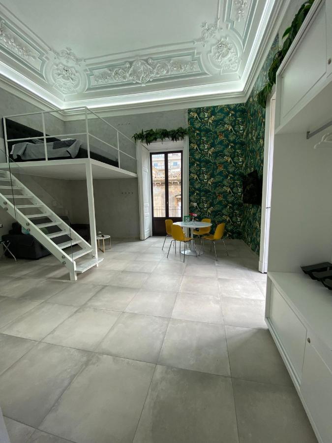 Superior Apartment คาตาเนีย ภายนอก รูปภาพ